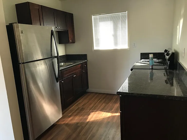 1739 Sunset Cliffs Blvd #3 — Photo 24