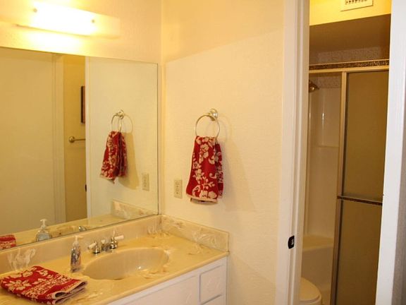 3rd image of 1730 Swanson Ave #11-1