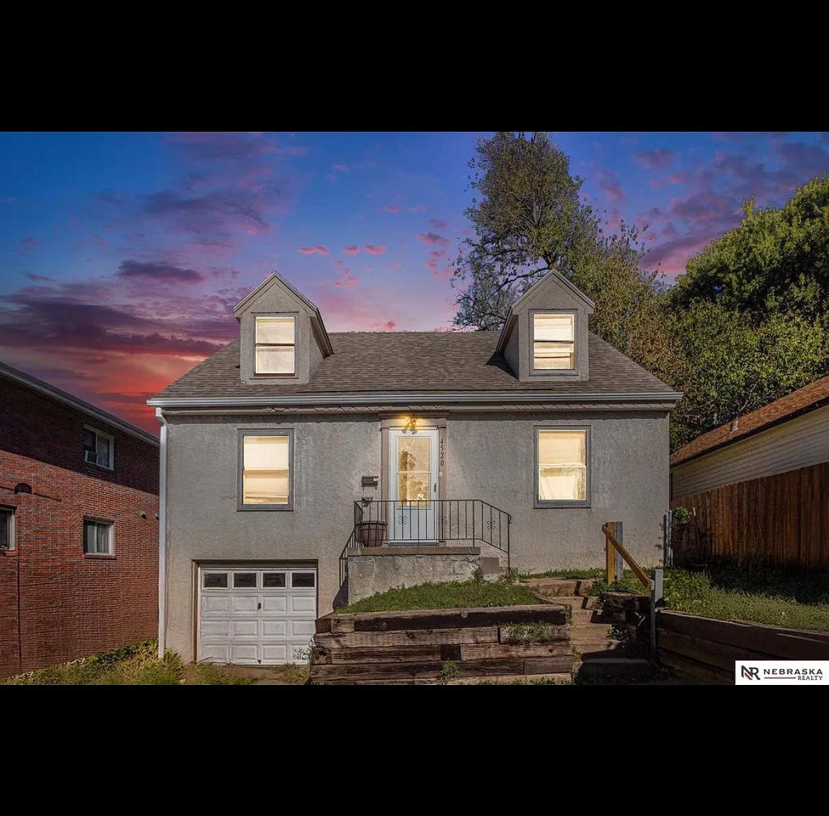 2 bed, 900 sqft, $1,350 — Photo 1