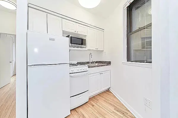 Rented by Living New York | media 9