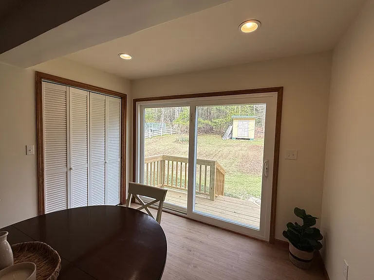 110 Dunlow Dr — Photo 11