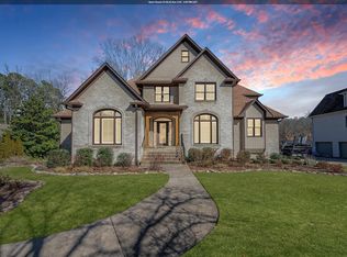 5280 Greystone Way, Birmingham, AL 35242