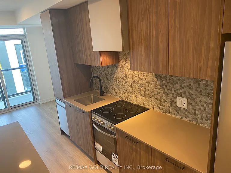 10 Lagerfeld Dr #301 — Photo 44