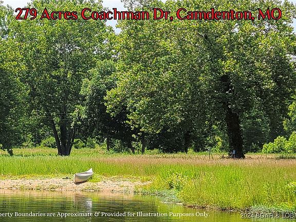 4th image of Coachman Dr