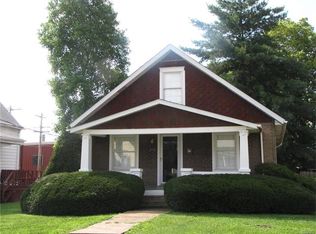 212 S 16th St, Belleville, IL 62220