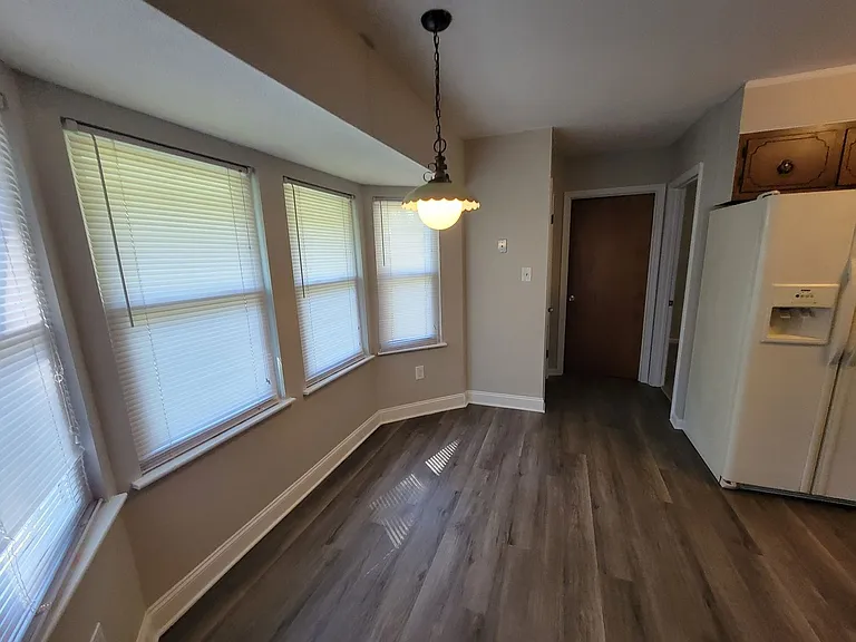 4460 Whisperwood Dr — Photo 9