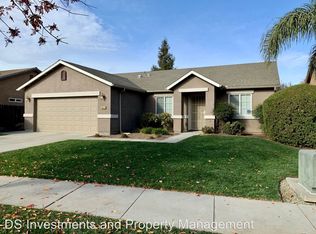 4922 W Nellis Ct, Visalia, CA 93277