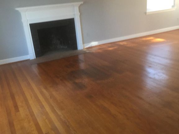 3rd image of 1920 N Hollister St