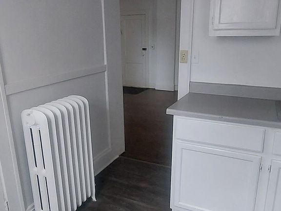 3rd image of 13348 Madison Ave #1