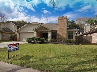 3414 Brookbend Ln, Sugar Land, TX 77479