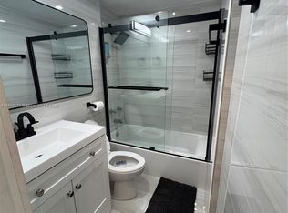 255 W 24th St APT 405, Miami Beach, FL 33140