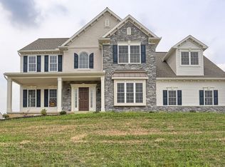 129 Cobblestone Dr, Lebanon, PA 17042