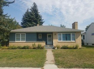 916 4th Ave E, Williston, ND 58801