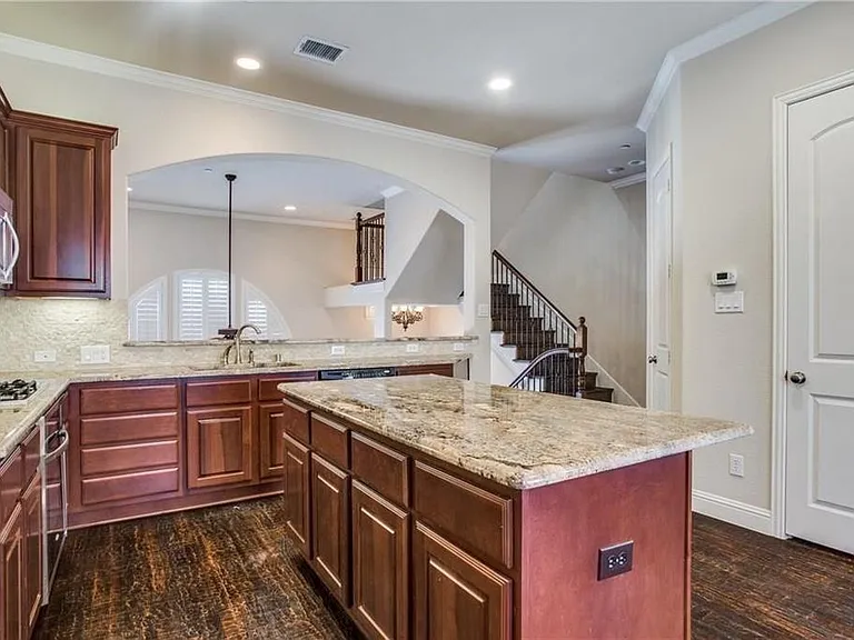 5717 Lois Ln — Photo 29