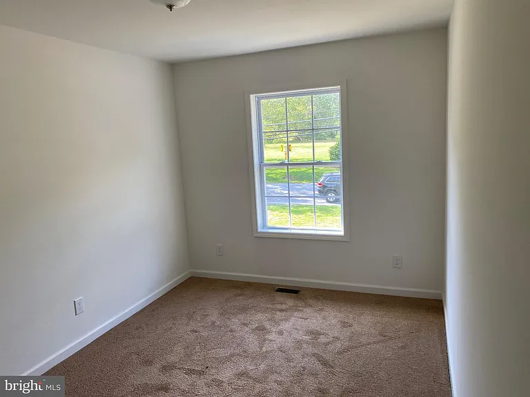 301 Bondsville Rd — Photo 12