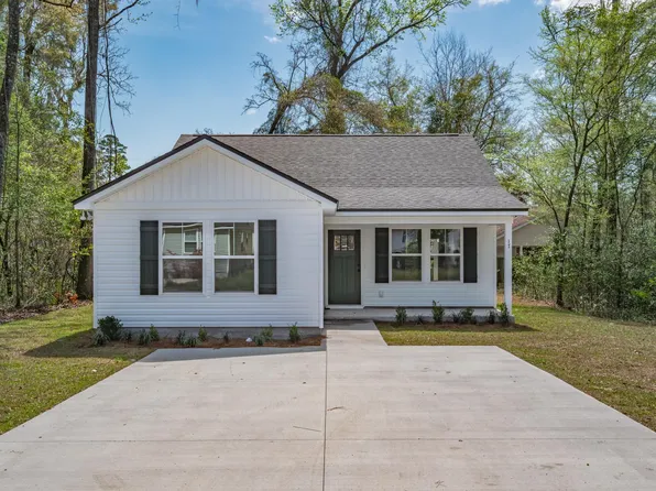 86 Shar Mel Re Ln, Crawfordville, FL 32327