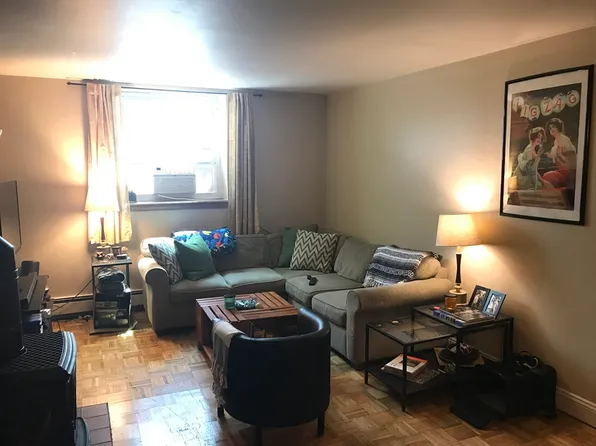 99 W 4th St APT 1B, Boston, MA 02127