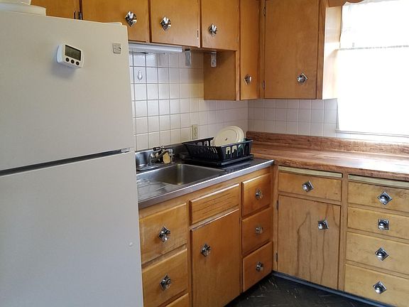 3rd image of 550 N 4th St #A