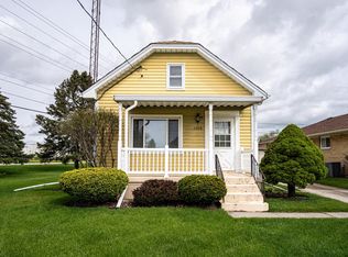 1708 Pratt Ave, Racine, WI 53403