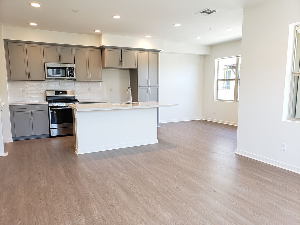 Living Room, Kitchen, Dining Room