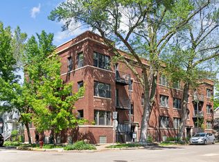 1724 W Grace St APT 2W, Chicago, IL 60613