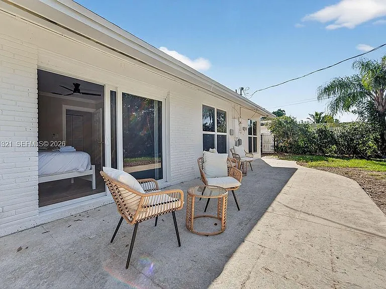 756 Cinnamon Rd — Photo 18