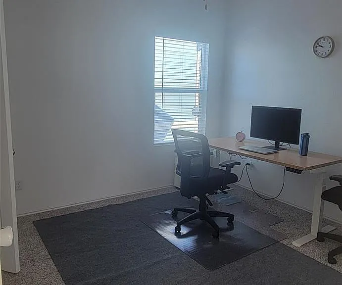 1509 Weatherford Ln — Photo 13