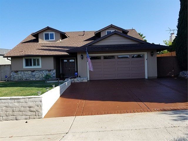 1st image of 25012 De Salle St