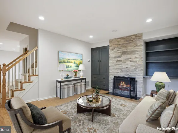 700 Ardmore Ave APT 628, Ardmore, PA 19003