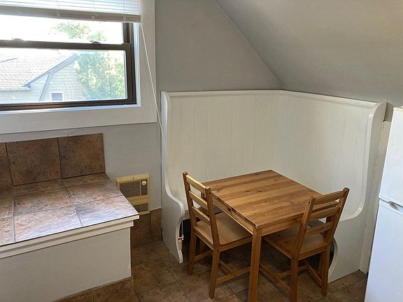 3rd image of 13899 Clifton Blvd APT 3