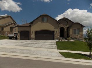 7908 N Broken Arrow Ln, Eagle Mountain, UT 84005