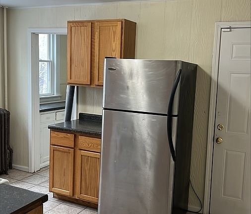 3rd image of 834 University Ave W APT 1