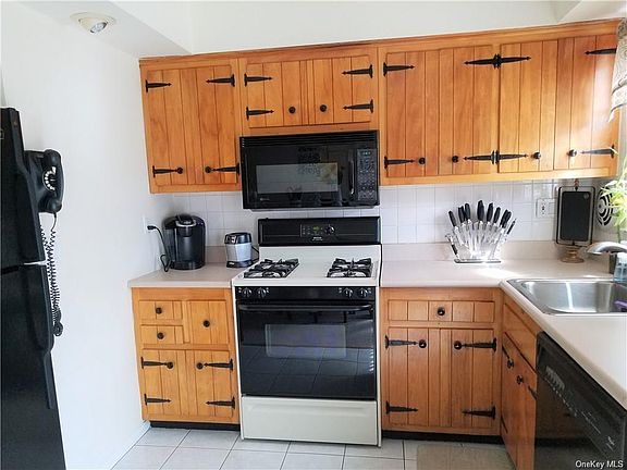 5th image of 57 Bon Aire Cir APT 7608