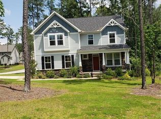 15 Waterside Cir, Spring Lake, NC 28390