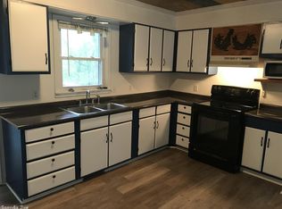 12 Altakima Cir, Cherokee Village, AR 72529