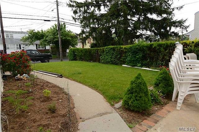 2nd image of 286 Doris Ave