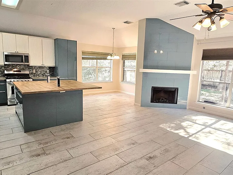 140 S Winterport Cir — Photo 18
