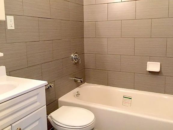 3rd image of 65 E 19th St APT 8E