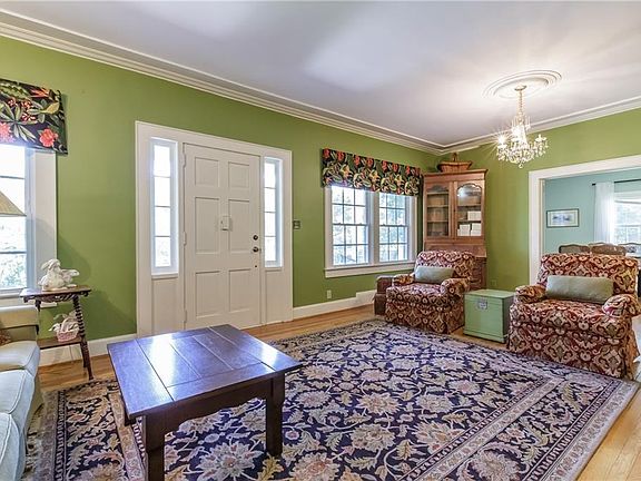 3rd image of 3346 Durham St