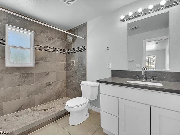 2221 Santa Clara Dr — Photo 24