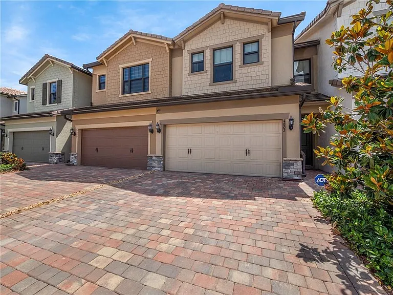 4802 San Fratello Cir — Photo 16