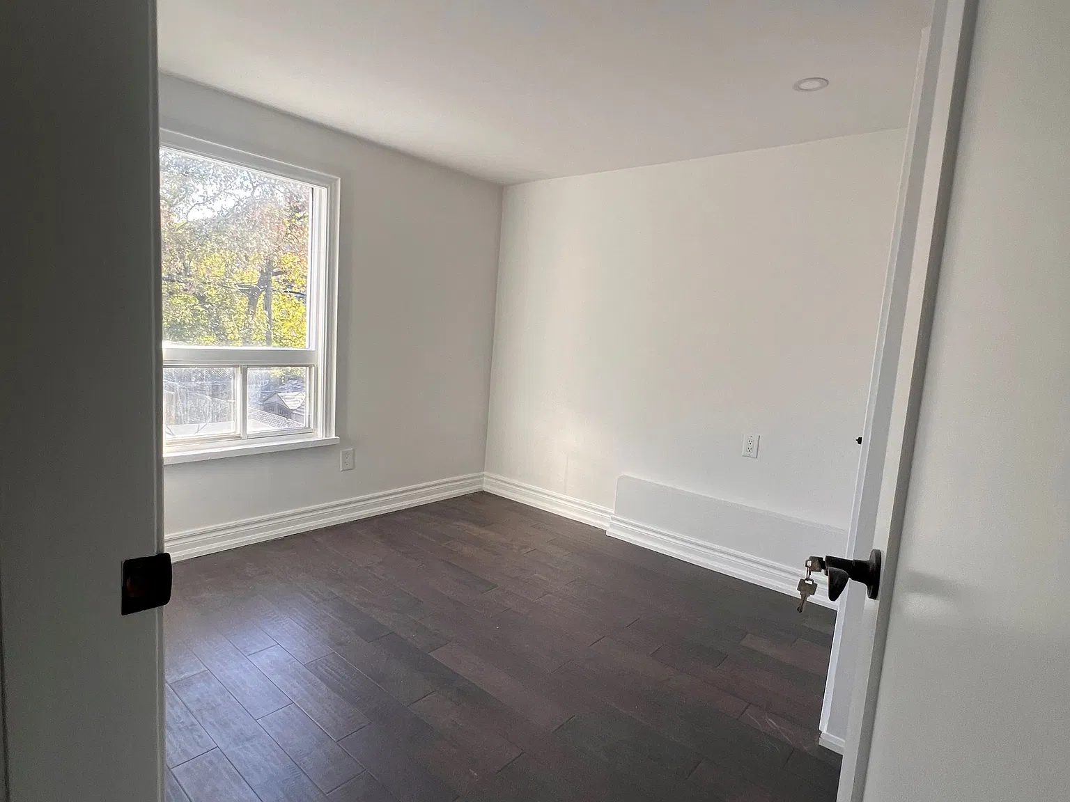 2 bed, $1,900 — Photo 3