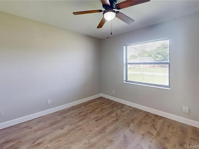 2881 SE Nance St — Photo 23