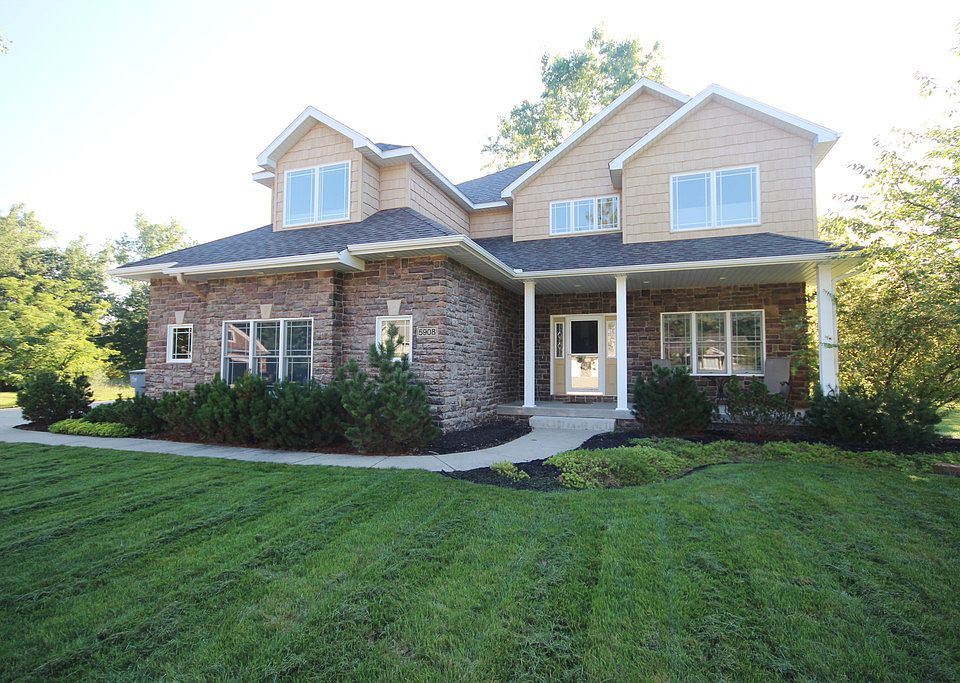 1st image of 5908 N Heritage Ct