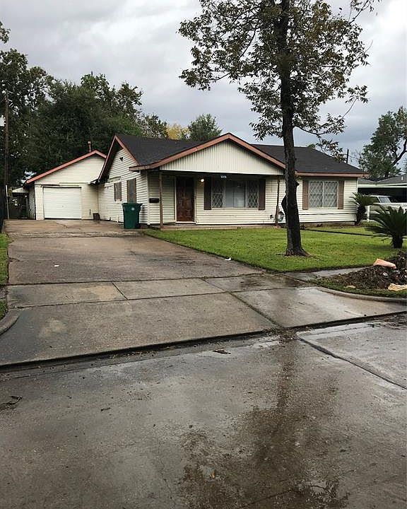 1st image of 1104 Savannah Ave