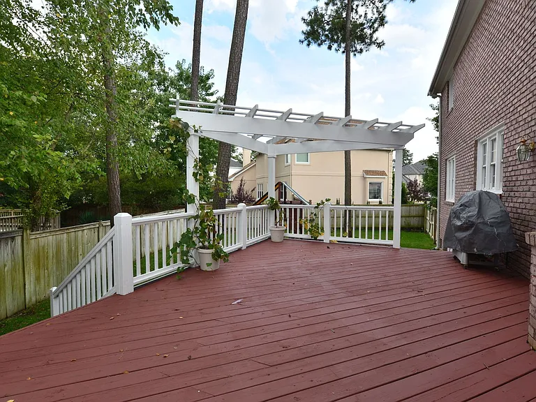 720 River Strand — Photo 31