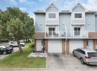 131 Traynor Ave #24, Kitchener, ON N2C 2M7
