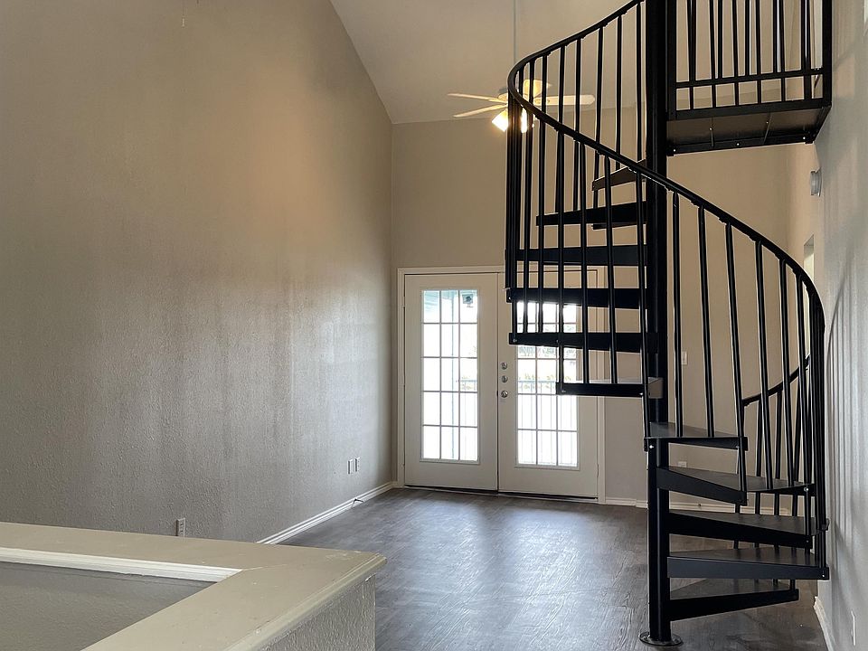 1st image of 146 W Lake Dr #410