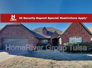 4662 S 203rd East Ave, Broken Arrow, OK 74014