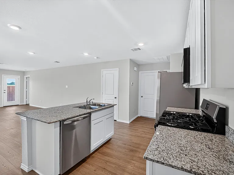 3022 Serenity Ln — Photo 7